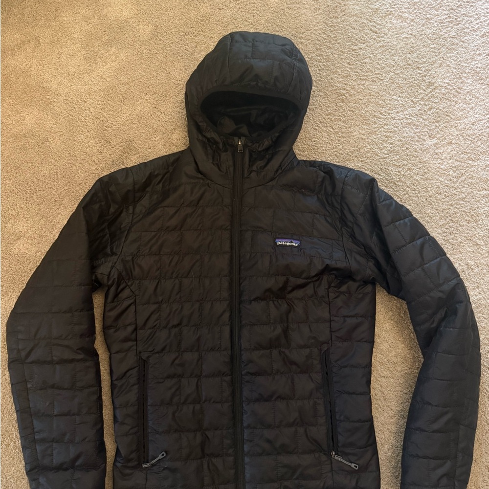 Patagonia Men's Black Insulated Jacket